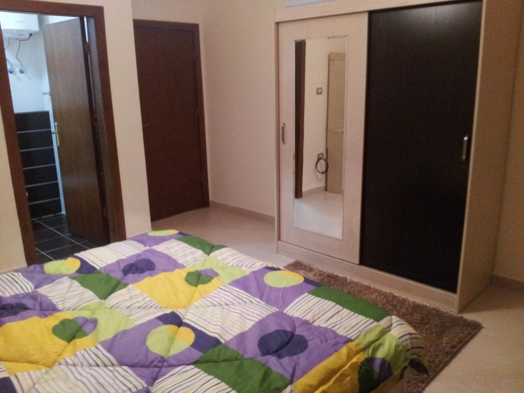 Cozy Dair Ghbar Apartment Amman Luaran gambar