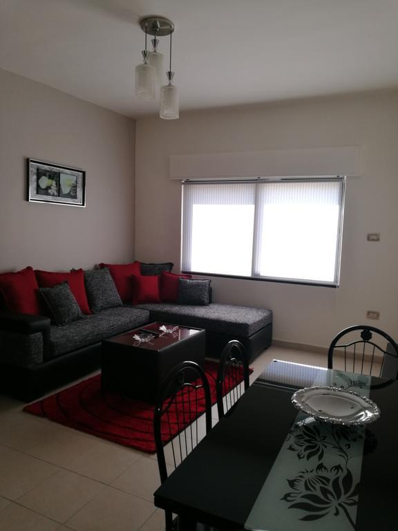 Cozy Dair Ghbar Apartment Amman Luaran gambar