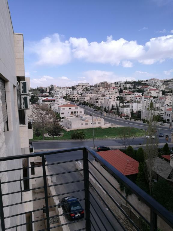 Cozy Dair Ghbar Apartment Amman Luaran gambar