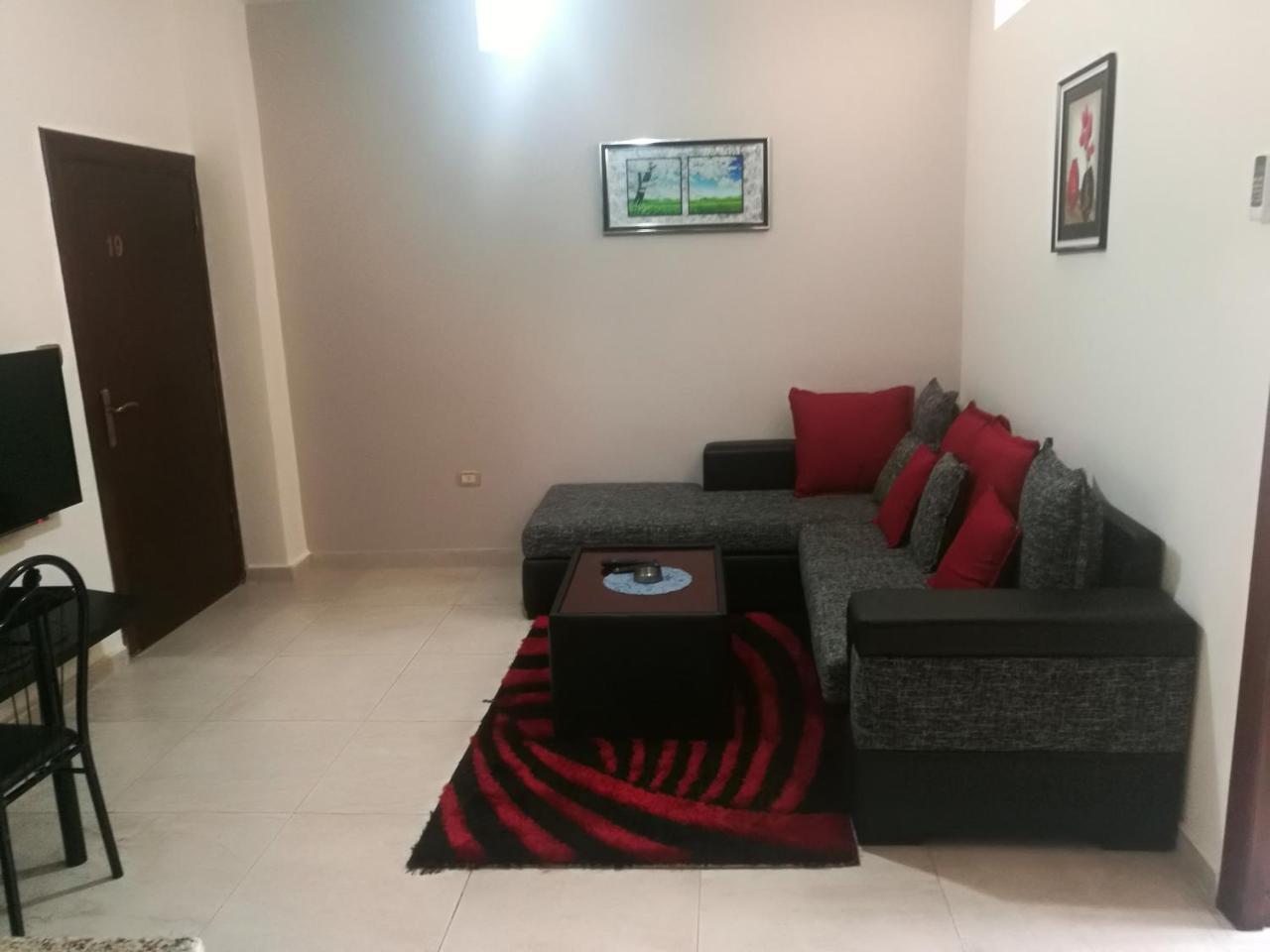 Cozy Dair Ghbar Apartment Amman Luaran gambar